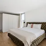 Penzion Guestready - Exquisite W/ Pool & Parking Alenquer