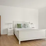 Guestready - Exquisite W/ Pool & Parking