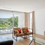 Guestready - Exquisite W/ Pool & Parking Penzion 3*