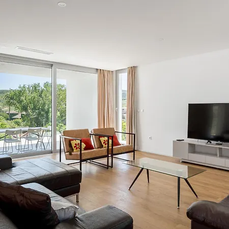 Joivy Exquisite W Pool & Parking