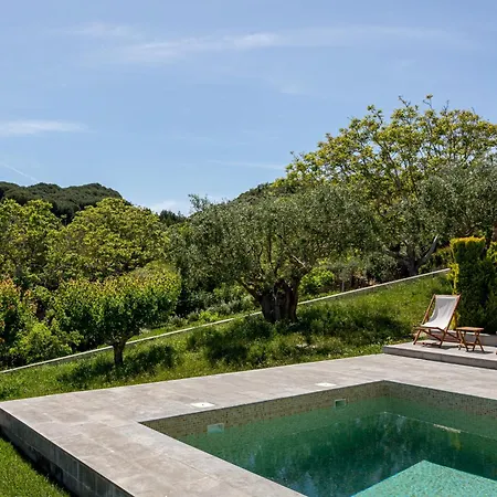 Joivy Exquisite W Pool & Parking Villa *