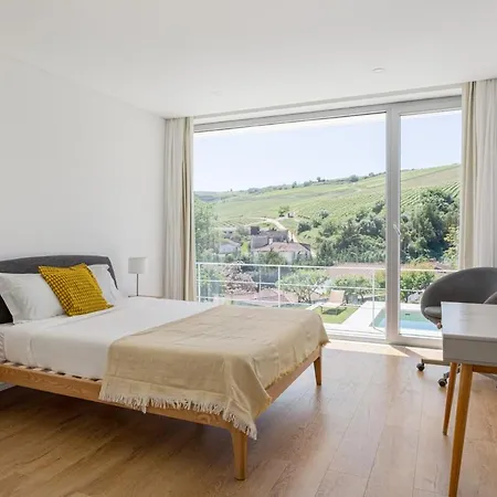 Guestready - Exquisite W/ Pool & Parking Penzion