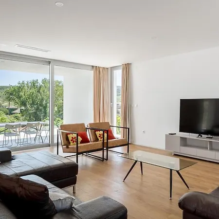 Guestready - Exquisite W/ Pool & Parking Πανσιόν 3*