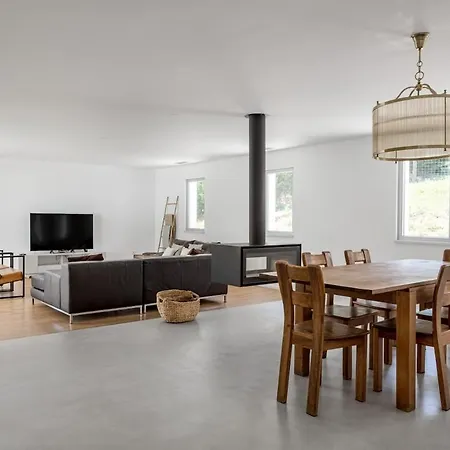 Guestready - Exquisite W/ Pool & Parking 3*