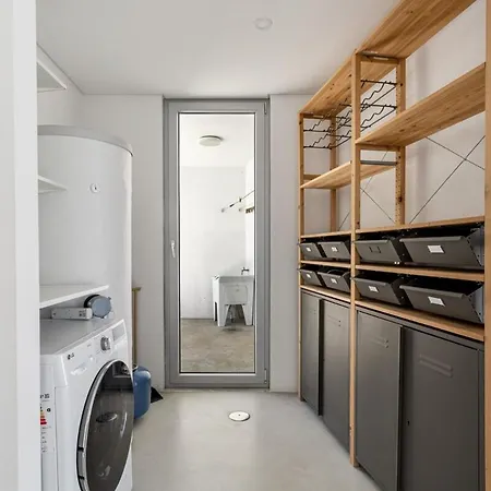 Guestready - Exquisite W/ Pool & Parking 4* Alenquer