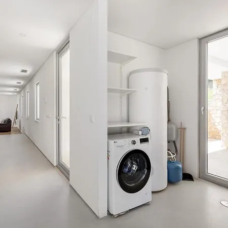 Guestready - Exquisite W/ Pool & Parking Gasthuis