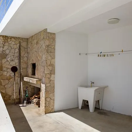 Guestready - Exquisite W/ Pool & Parking 3*