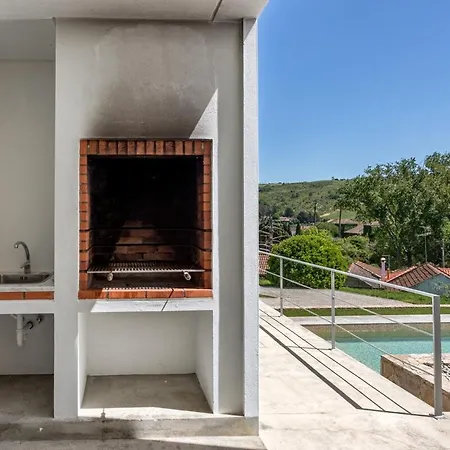 Guestready - Exquisite W/ Pool & Parking Penzion