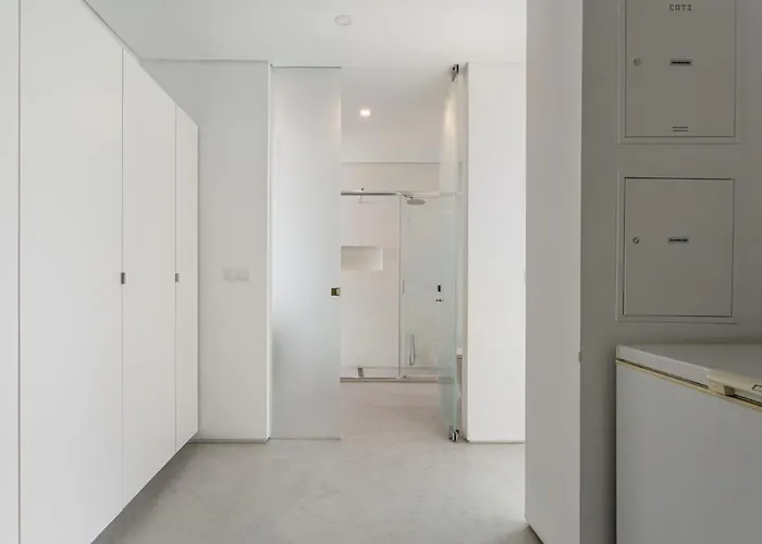 Penzion Guestready - Exquisite W/ Pool & Parking 4*