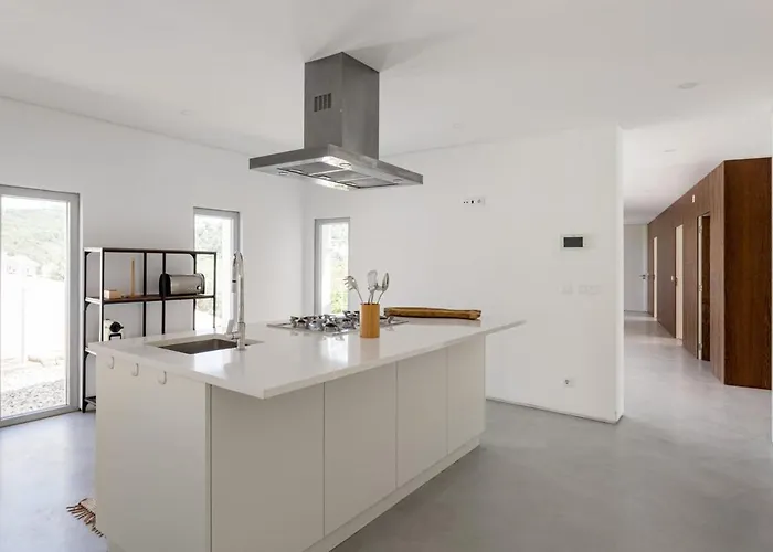 Guestready - Exquisite W/ Pool & Parking Penzion 4*