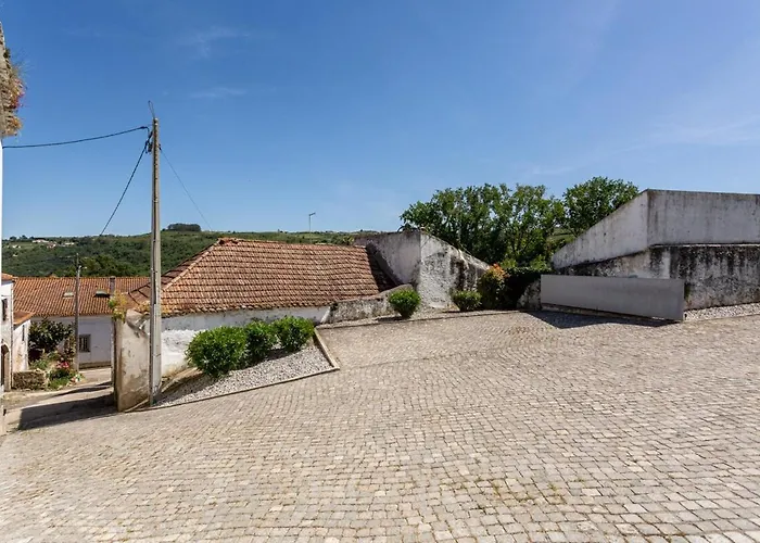 Guestready - Exquisite W/ Pool & Parking 4*