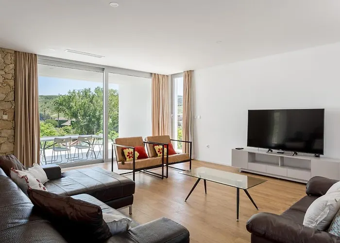 Guestready - Exquisite W/ Pool & Parking Penzion 4*