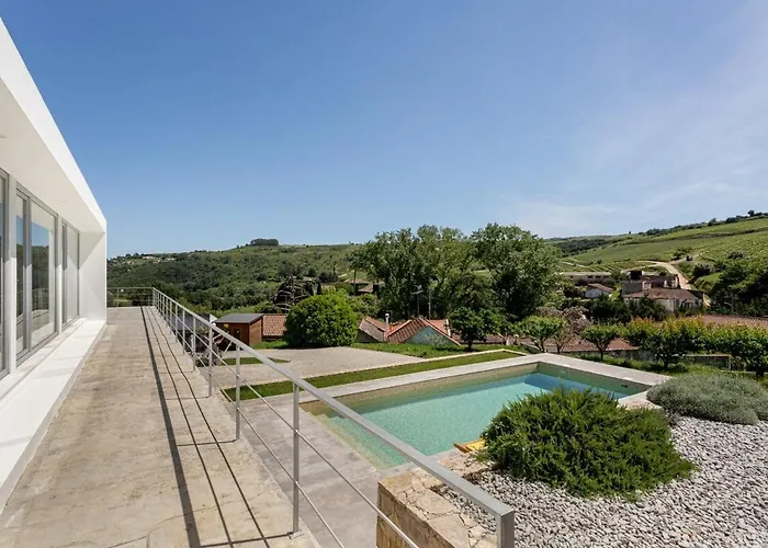 Guestready - Exquisite W/ Pool & Parking Penzion Alenquer
