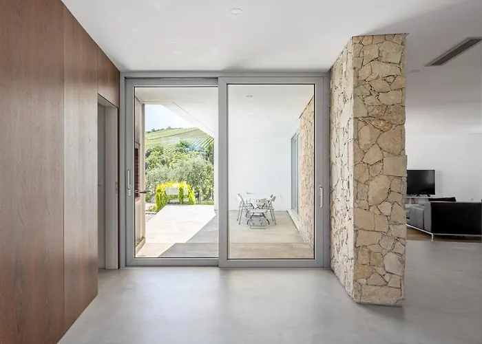 Penzion Guestready - Exquisite W/ Pool & Parking Alenquer