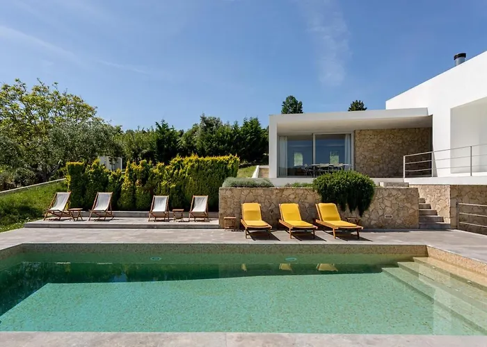 Guestready - Exquisite W/ Pool & Parking Penzion