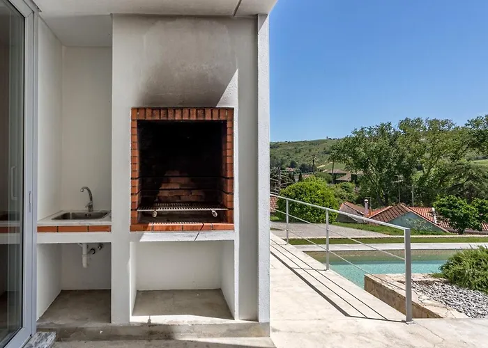 Guestready - Exquisite W/ Pool & Parking Penzion Alenquer