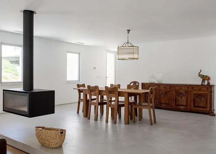 Penzion Guestready - Exquisite W/ Pool & Parking 4*