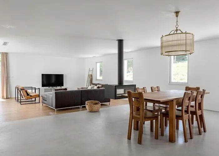 Guestready - Exquisite W/ Pool & Parking 阿伦克尔