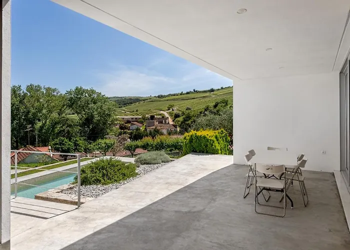 Guestready - Exquisite W/ Pool & Parking Penzion 4*