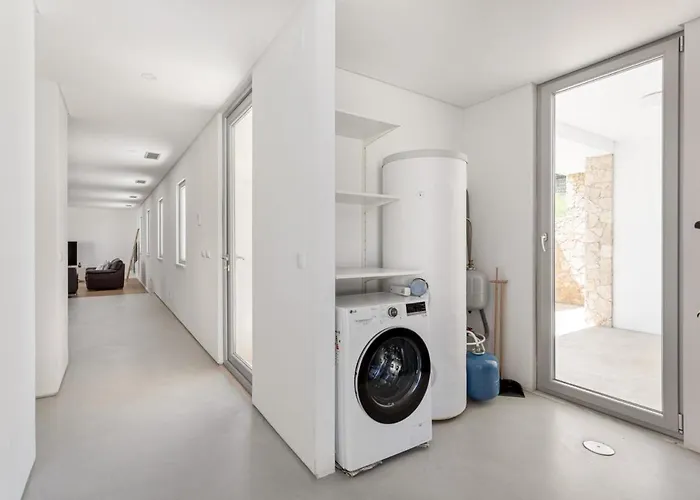 Guestready - Exquisite W/ Pool & Parking 4* Alenquer