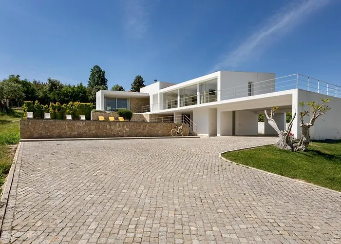 Penzion Guestready - Exquisite W/ Pool & Parking 4*